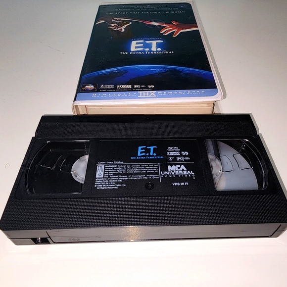 E.T. VHS Movie - Picture 5 of 6